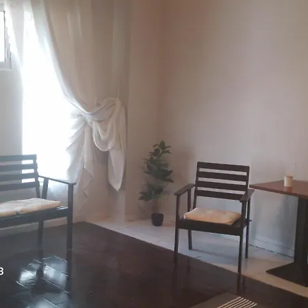 Spacious Seaside House In Néa Mákri